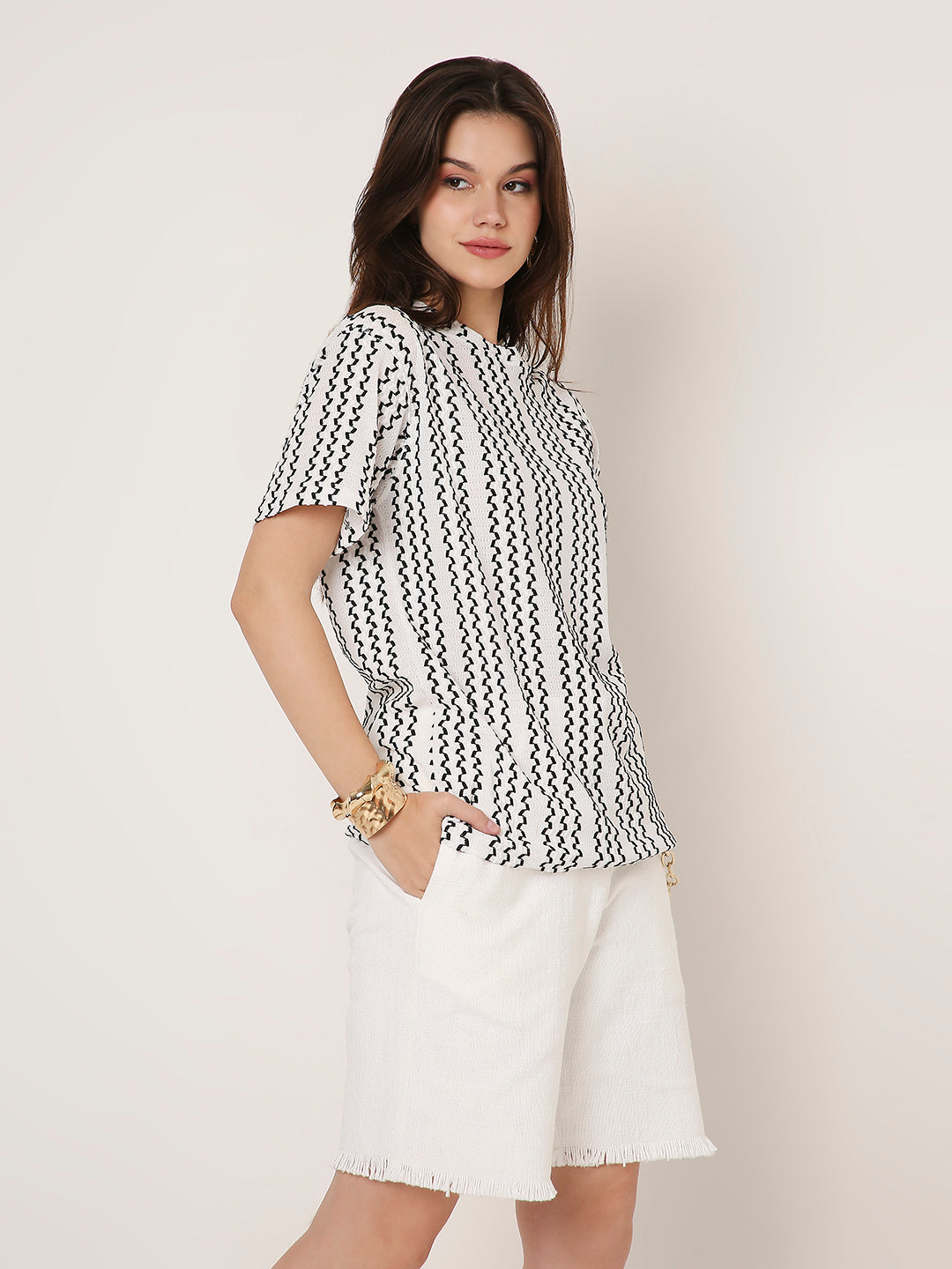 ABSTRACT PATTERNED CREW NECK BOYFRIEND T-SHIRT