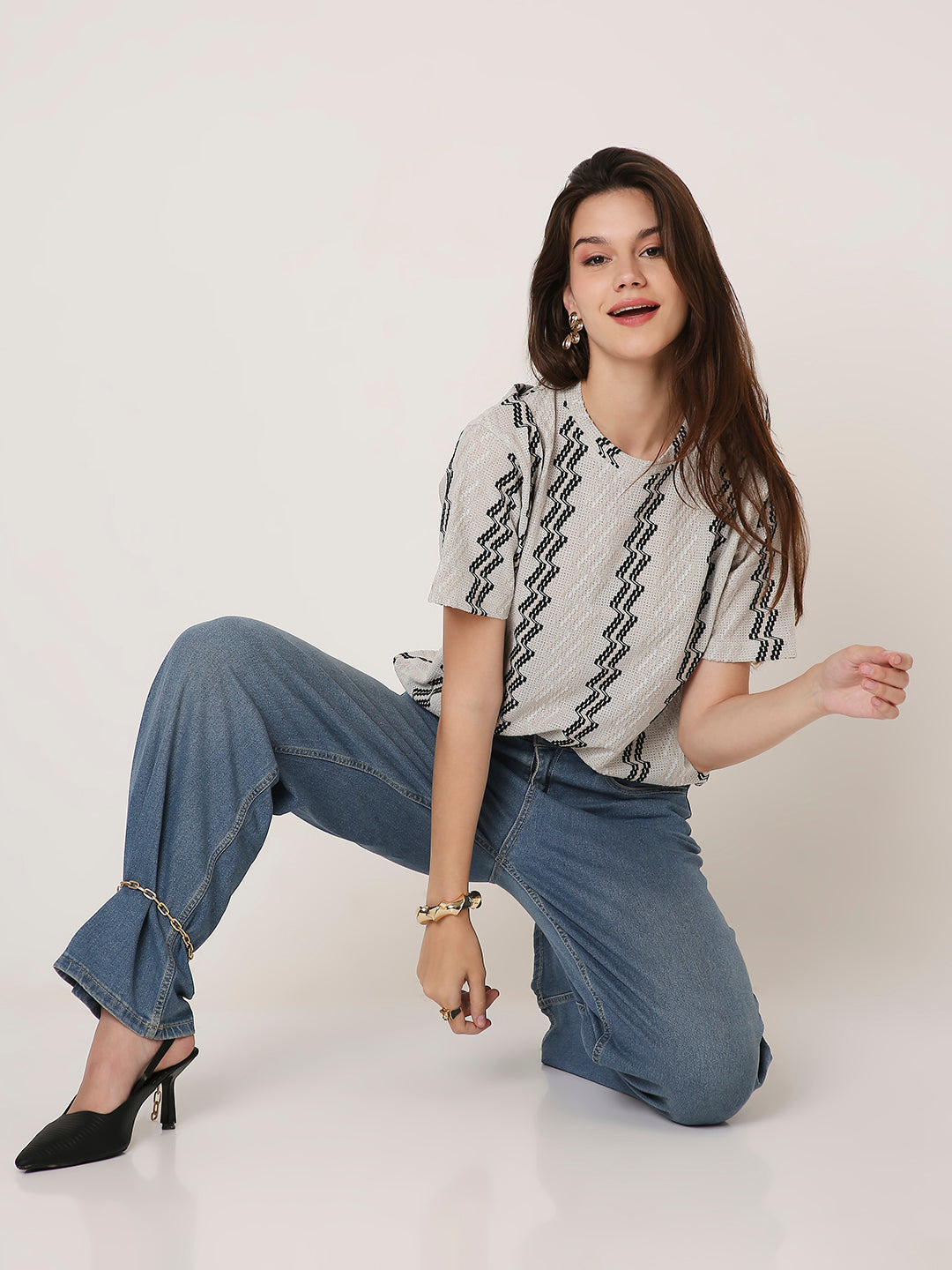 ABSTRACT PATTERNED CREW NECK BOYFRIEND T-SHIRT