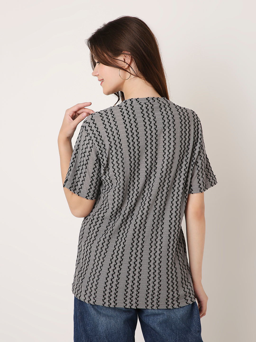 ABSTRACT PATTERNED CREW NECK BOYFRIEND T-SHIRT