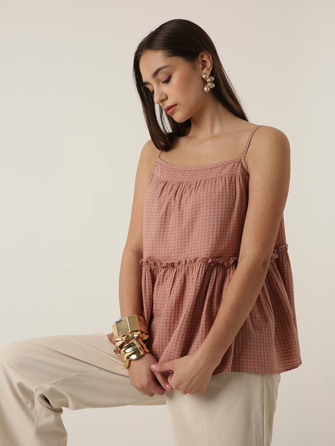 PEACH TEXTURED SPAGHETTI STRAP LAYERED TOP