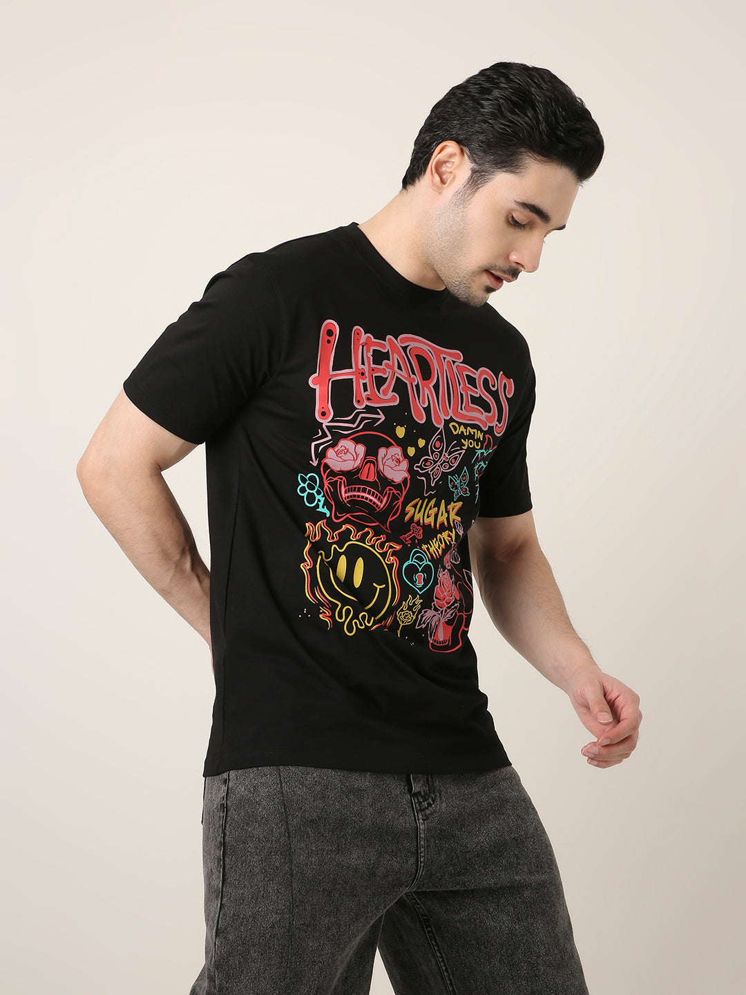 RELAXED FIT:BLACK PRINTED TSHIRT