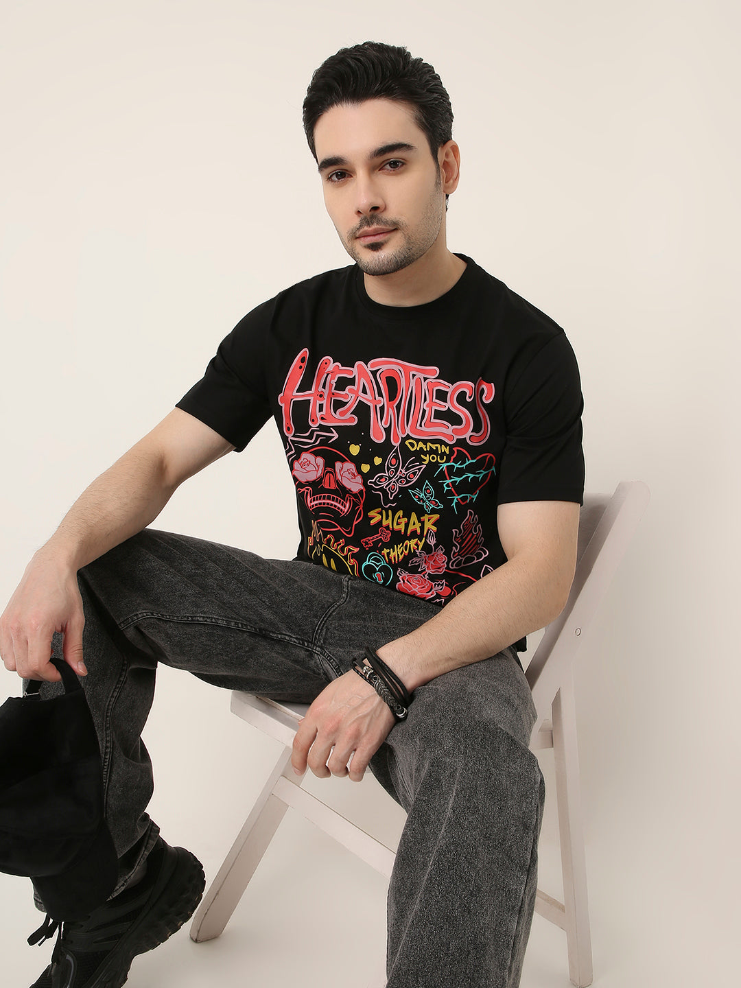 RELAXED FIT:BLACK PRINTED TSHIRT