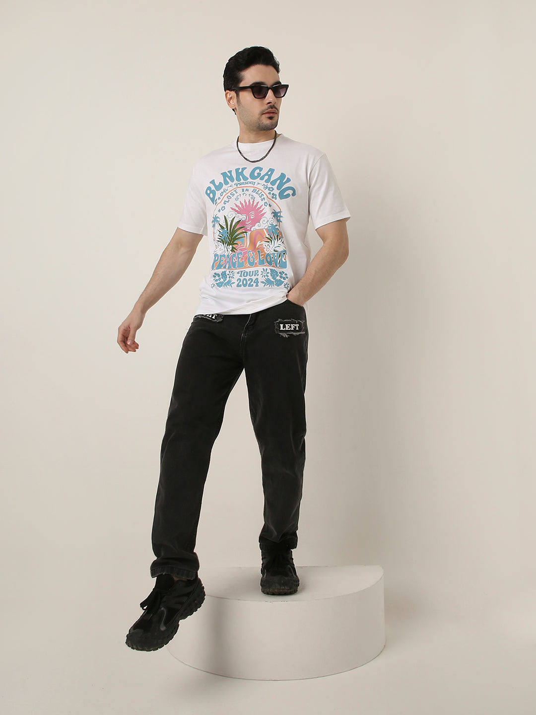 RELAXED FIT:WHITE PRINTED TSHIRT