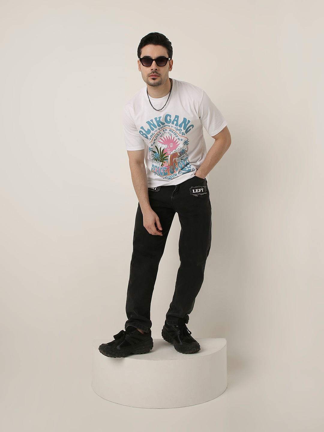RELAXED FIT:WHITE PRINTED TSHIRT