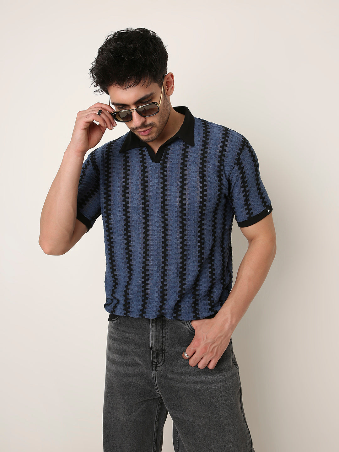 BLUE TEXTURED POLO TSHIRT