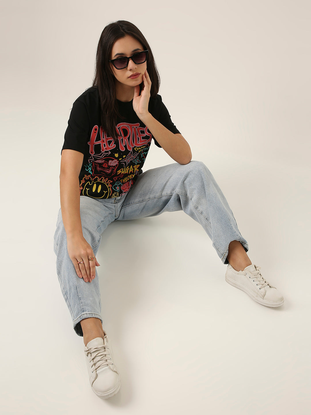 RELAXED FIT: BLACK PRINTED TSHIRT