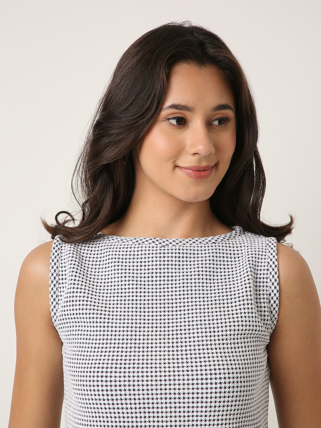 GRAY MINIMALIST CROP TOP