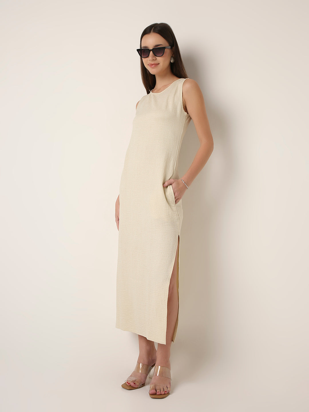 BEIGE MIDI DRESS WITH SIDE SLIT