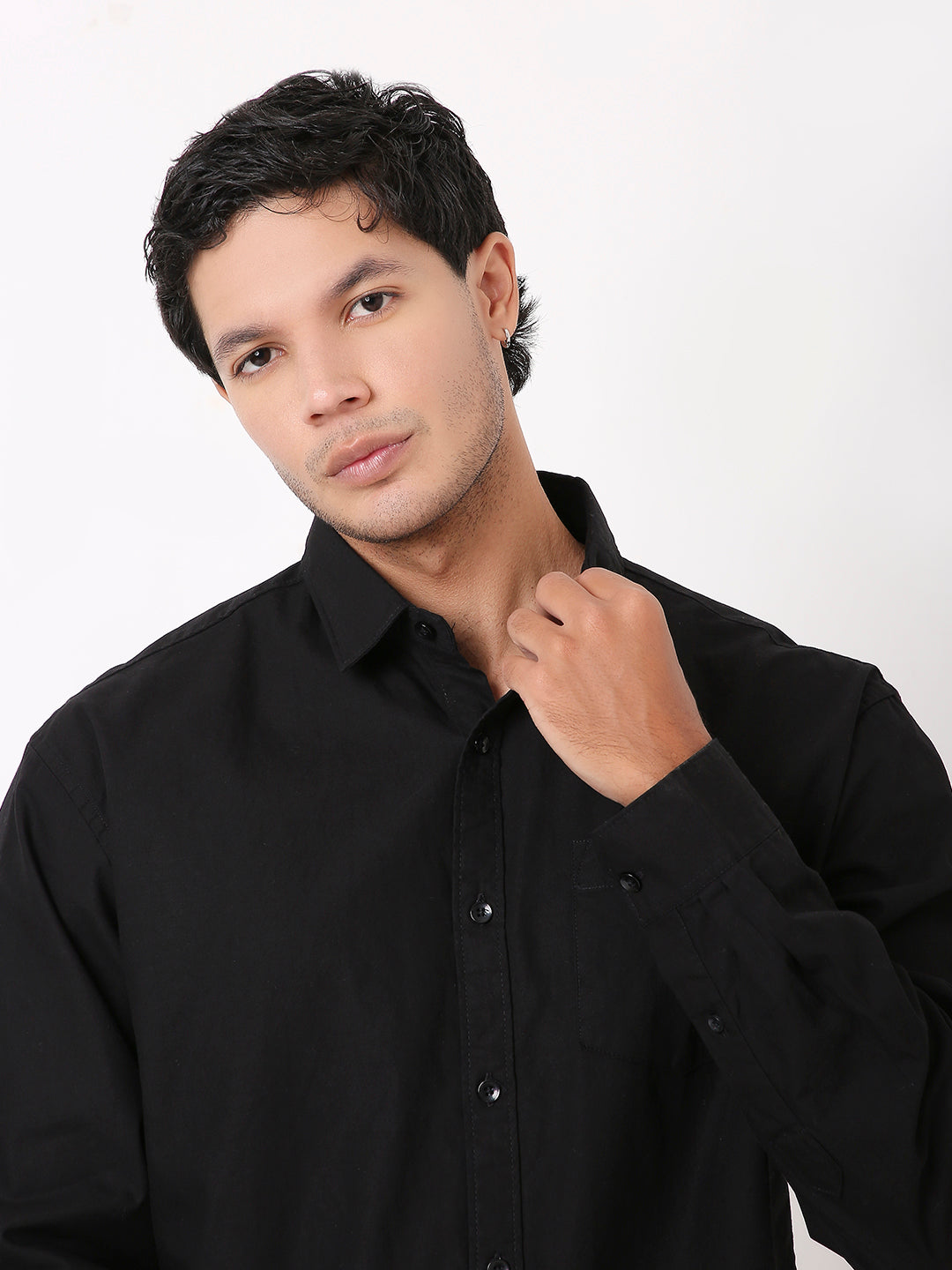 BLACK ESSENTIAL OXFORD SHIRT