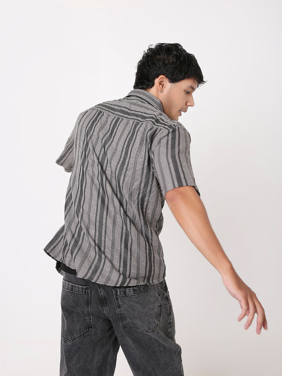 TEXTURED STRIPED  GREY HALF SLEEVE SHIRT