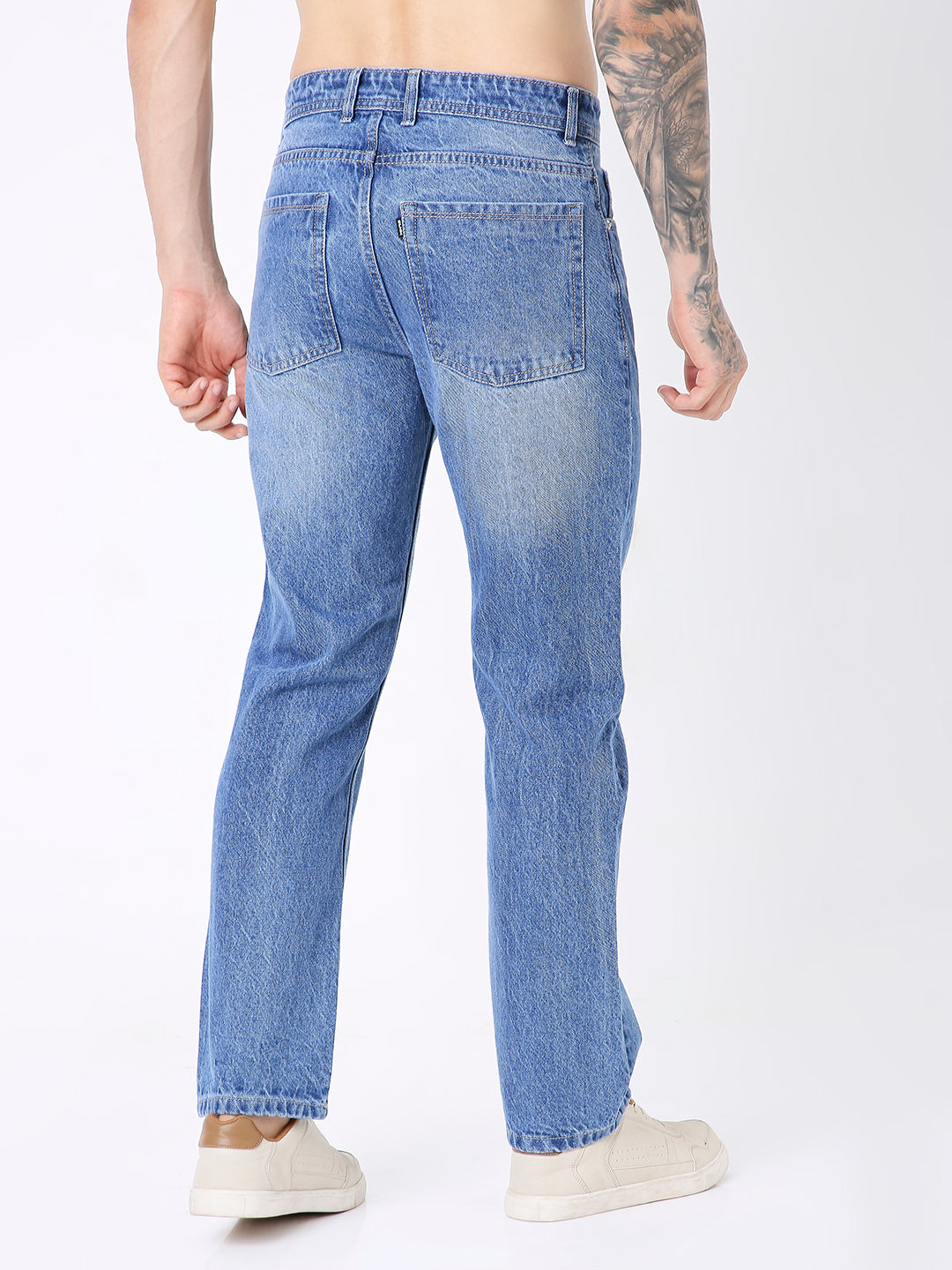 MEN CLASSIC MID BLUE WASH WITH LIGHT FADE STRAIGHT-LEG DENIM JEANS