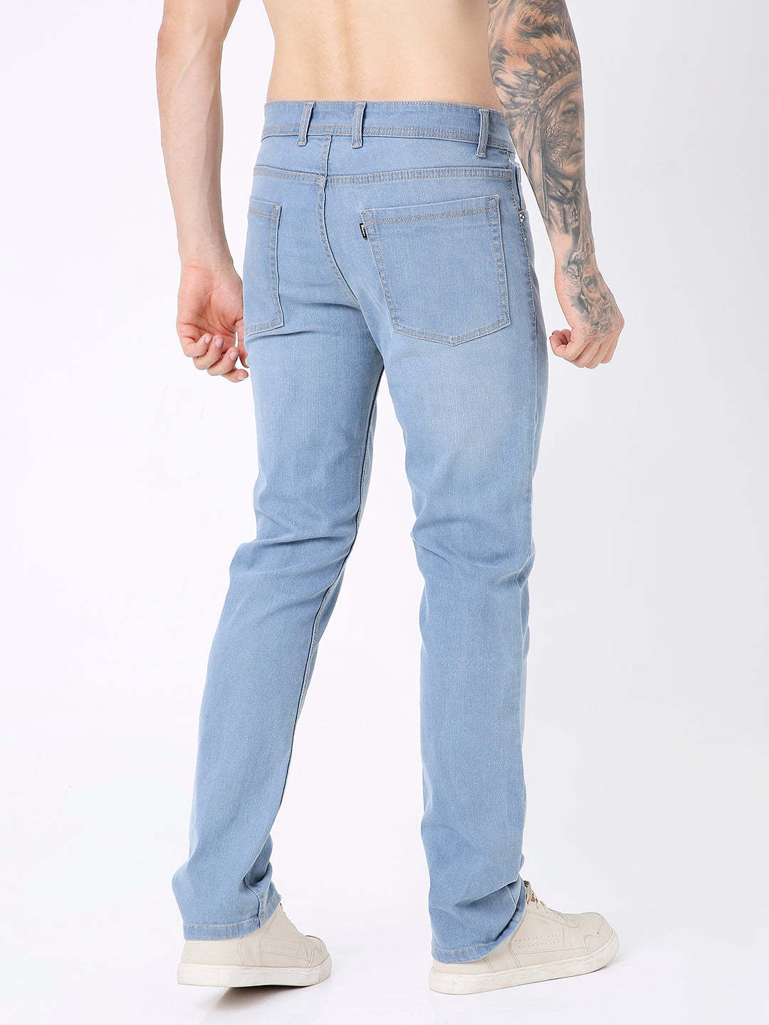 MEN MID BLUE WASH STRAIGHT FIT DENIM JEANS