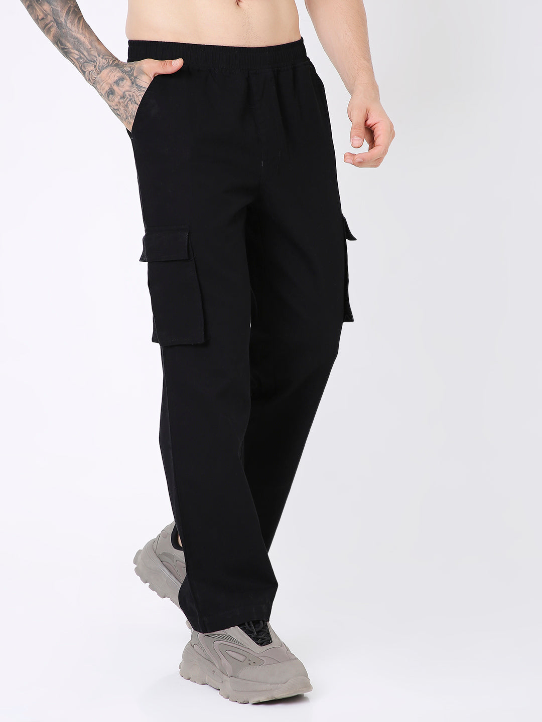 BLACK ESSENTIAL  5 POCKET CARGO PANTS
