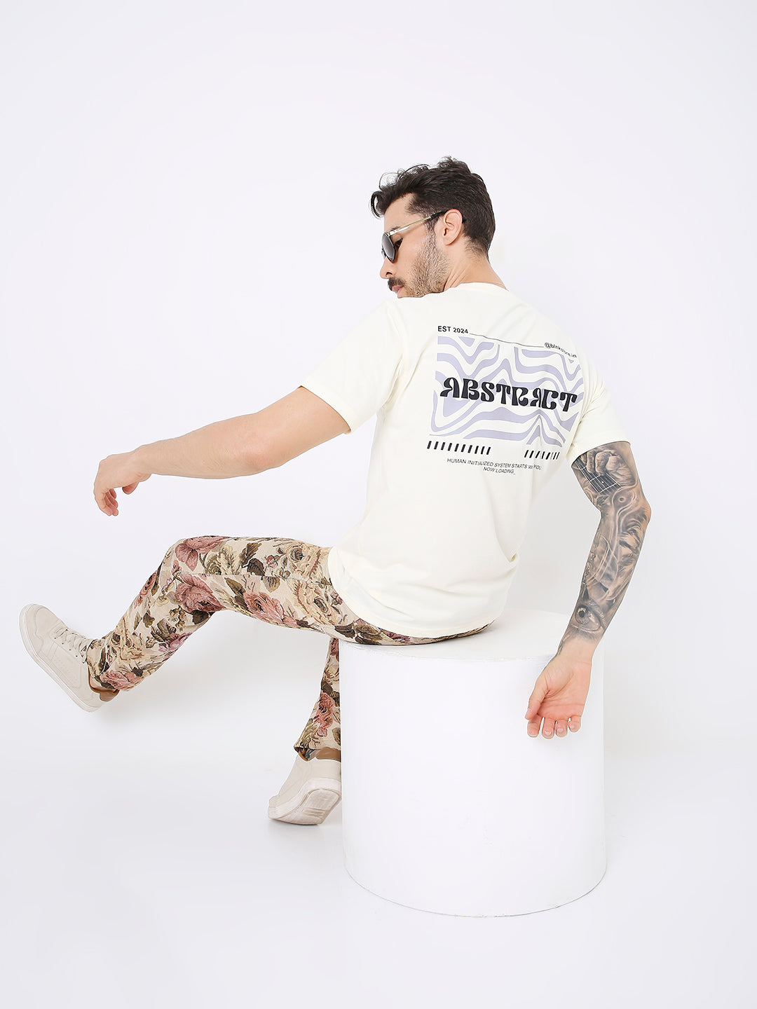 RELAXED FIT OFF-WHITE PRINTED TSHIRT