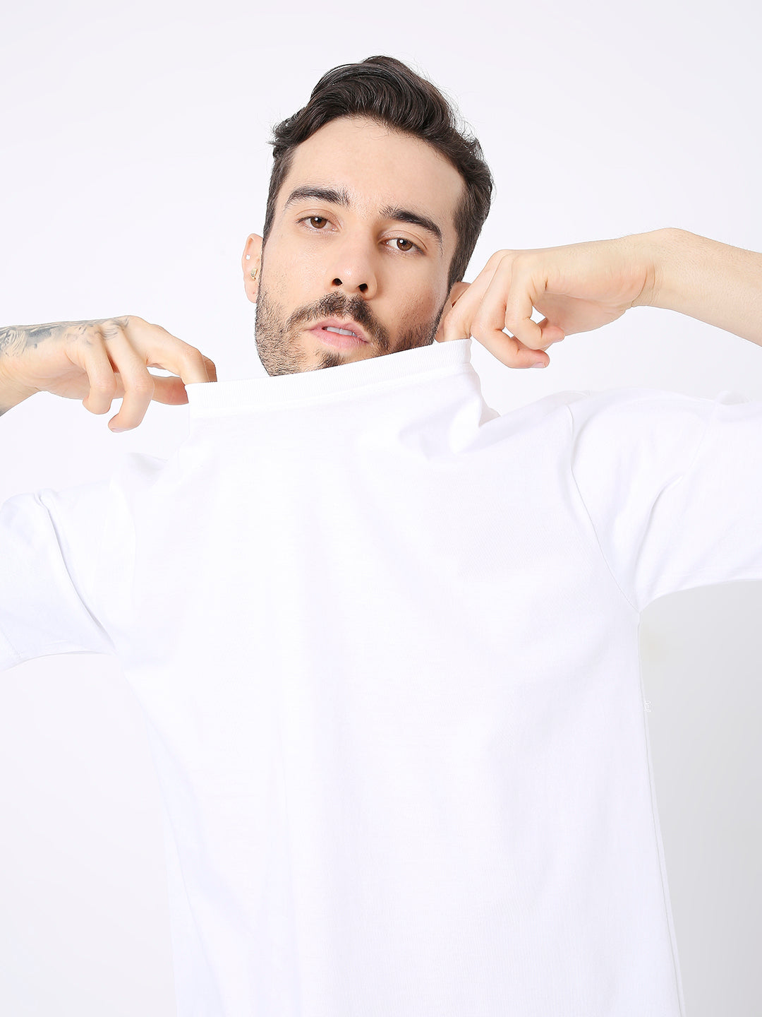 RELAXED WHITE SOLID TSHIRT
