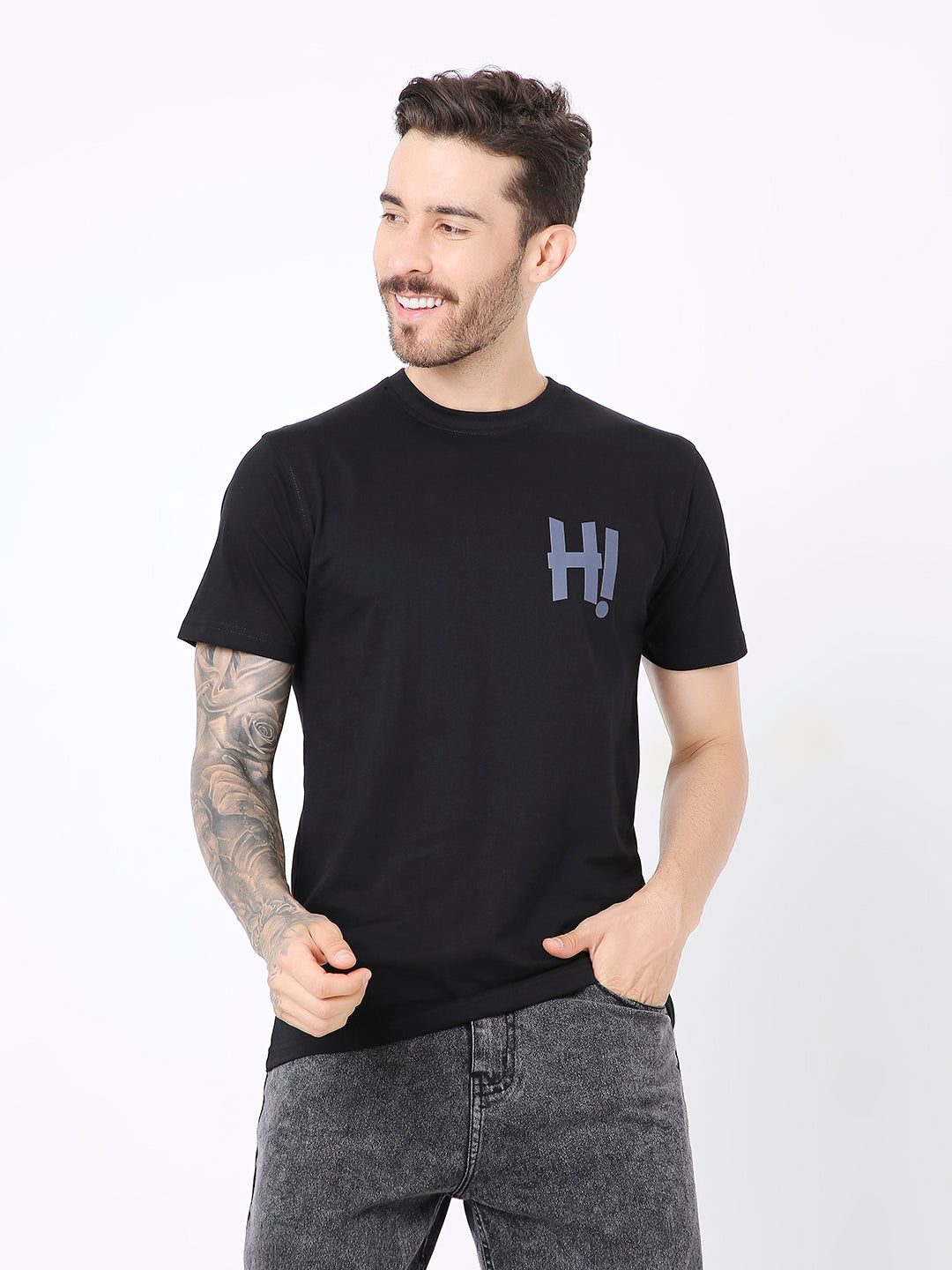 RELAXED FIT BLACK PRINTED TSHIRT