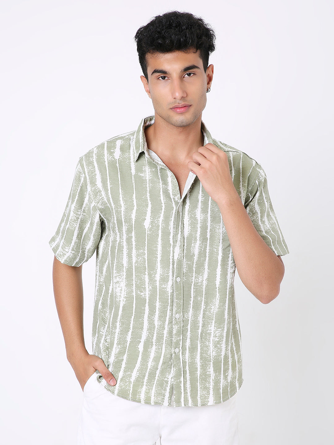 OLIVE PRINTED RELAXED SHIRT