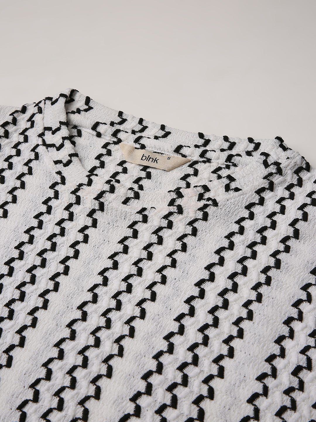 WHITE PATTERNED CREW NECK BOYFRIEND T-SHIRT